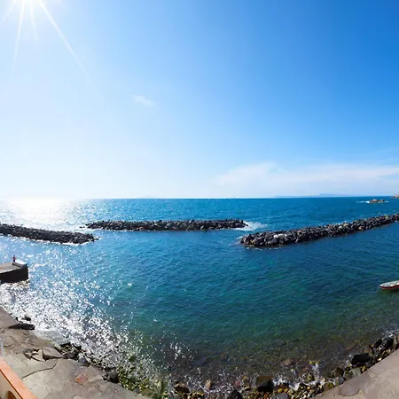 - Del Sole Vila *